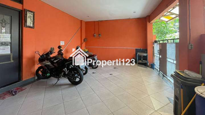 BU Rumah Kost Produktif Paseban Senen Jakarta full furnished - 2