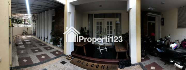 Rumah Hook Istimewa Semi Furnished di babatan pratama Wiyung Surabaya Barat - 3