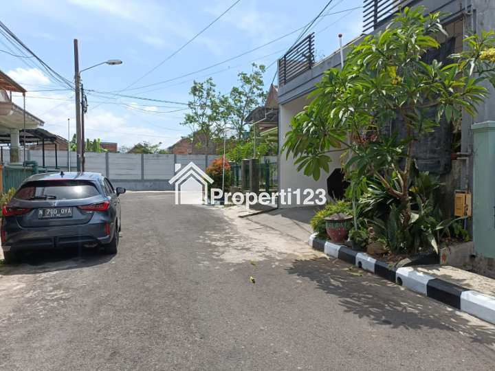 Dijual Rumah Cantik Murah Siap Huni Taman Sulfat Kota Malang - 2