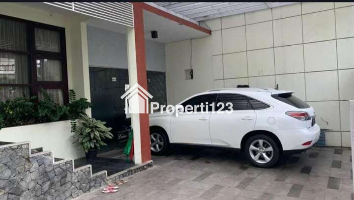 Dijual Rumah Mewah Full Furnish Di Jl Dewandaru Kota Malang - 2