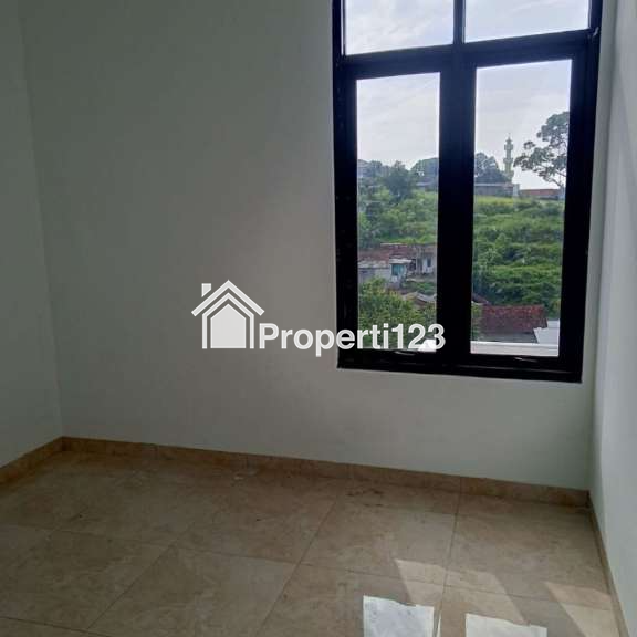 Rumah Impian dengan Sentuhan Villa dan Bebas Biaya Awal - 5