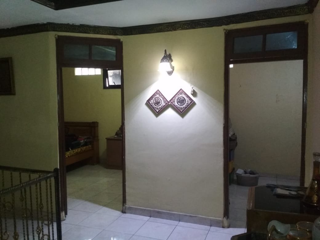 Dijual Rumah Lokasi Strategis di Wilayah Otista Jakarta Timur - 10