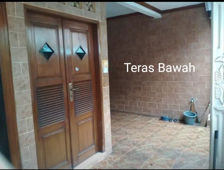 Dijual Rumah Lokasi Strategis di Wilayah Otista Jakarta Timur - 2