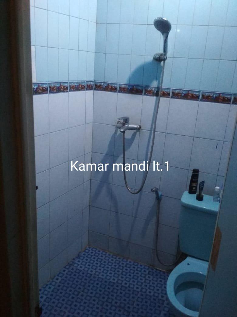 Dijual Rumah Lokasi Strategis di Wilayah Otista Jakarta Timur - 9