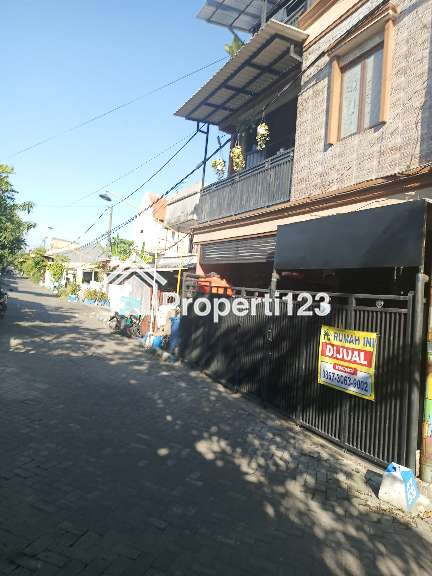 DIJUAL MURAH RUMAH 3 Lantai di WISMA TROPODO Waru Sidoarjo - 2
