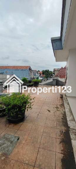 Dijual Murah Rumah di Pondok Kelapa - 15