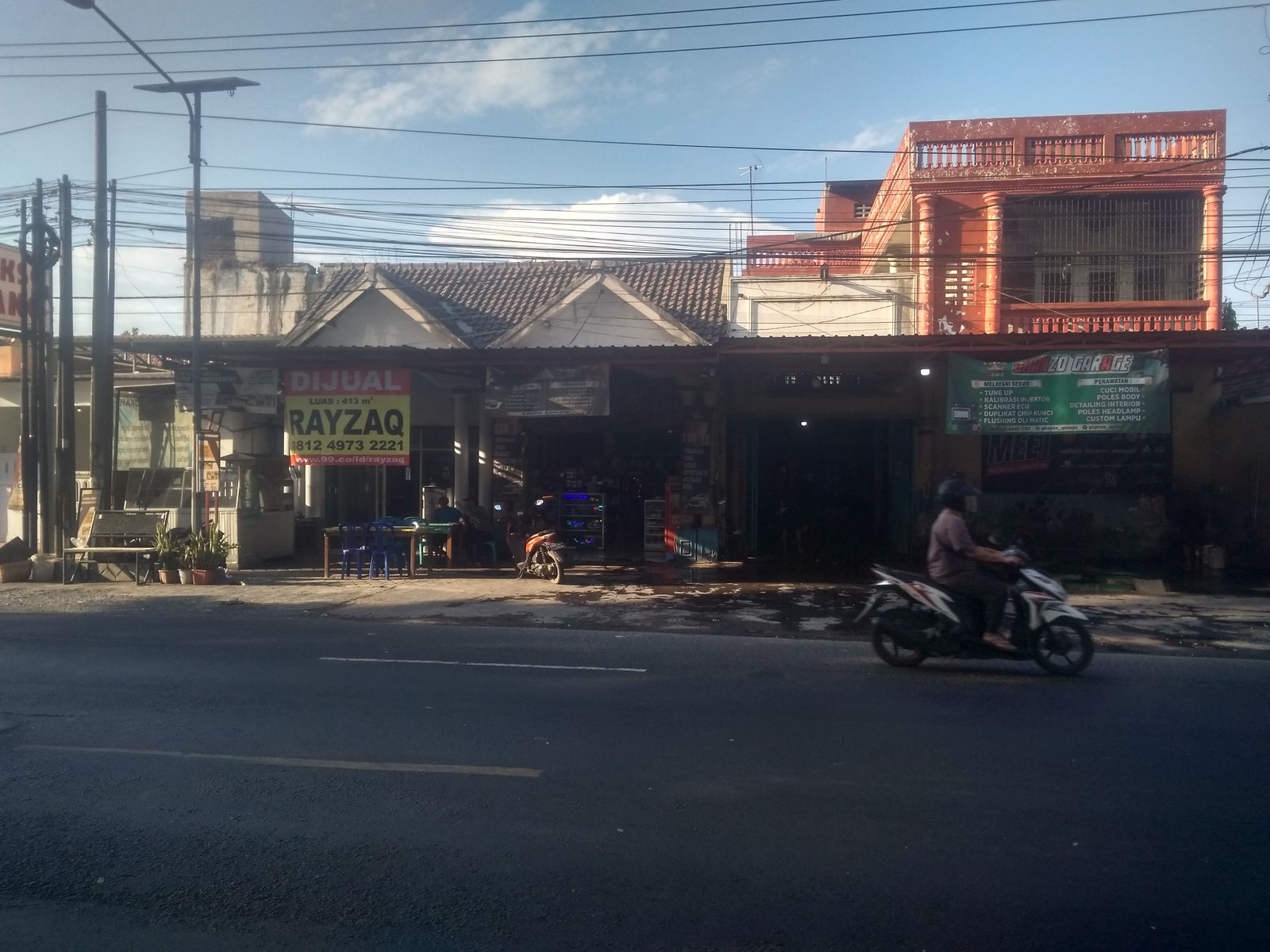 DIJUAL RUMAH 2LANTAI DI TEPI JALAN RAYA BAKALAN BANGIL,PASURUAN JATIM - 8