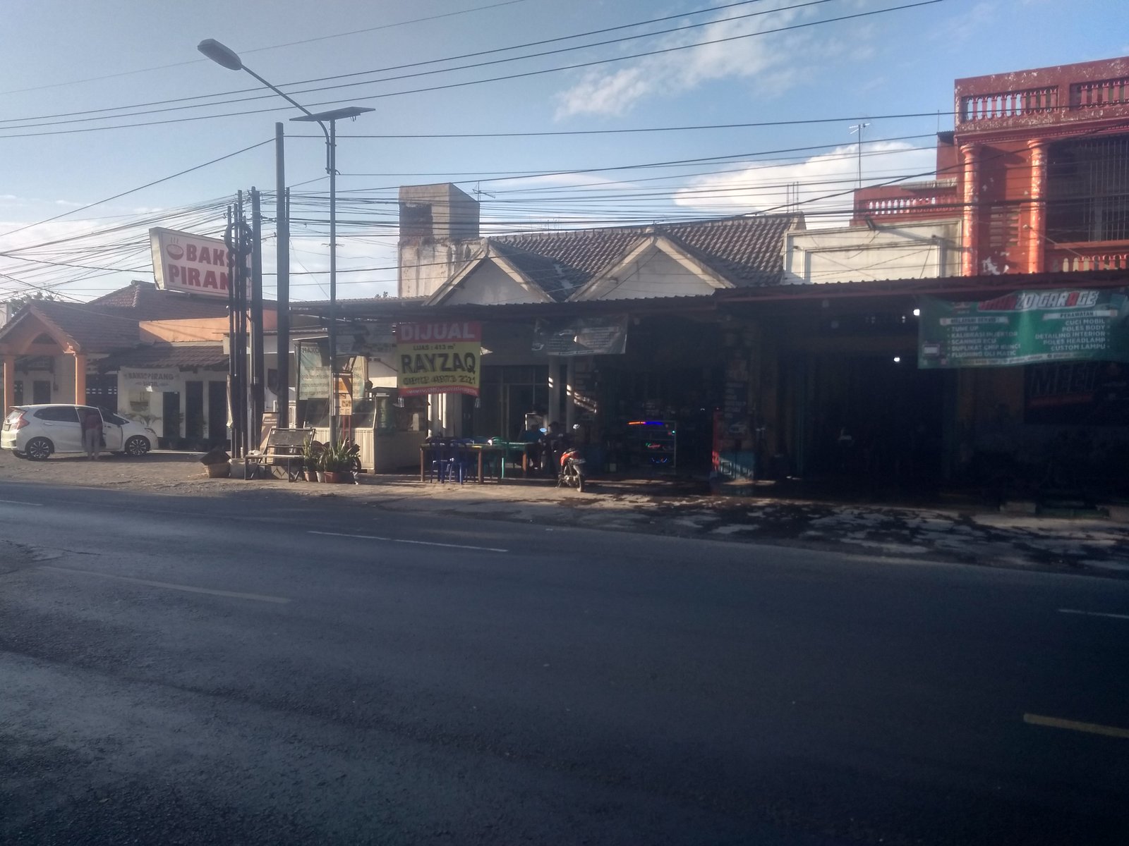 DIJUAL RUMAH 2LANTAI DI TEPI JALAN RAYA BAKALAN BANGIL,PASURUAN JATIM - 7