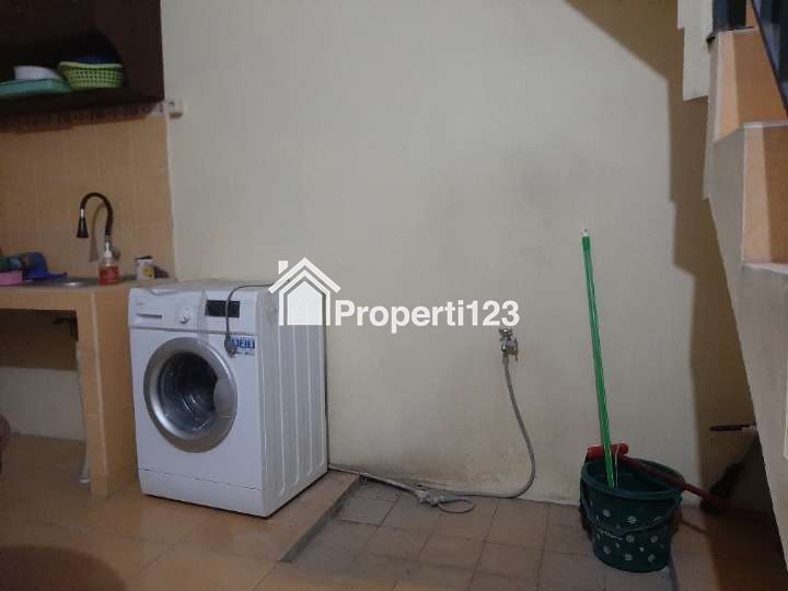 DIJUAL Rumah Dekat RSUD KRMT Wongsonegoro Semarang + 15 menit darI UNDIP - 10
