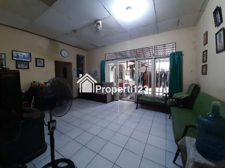 RUMAH DIJUAL DI LOKASI STRATEGIS DI TENGAH KOTA DEPOK - 4