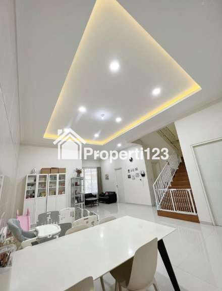 Rumah Modern Minimalis Semi Furnished Lokasi Sutorejo Utara Surabaya - 7