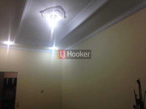 Dijual Rumah Nyaman di Kramat Jati - 2