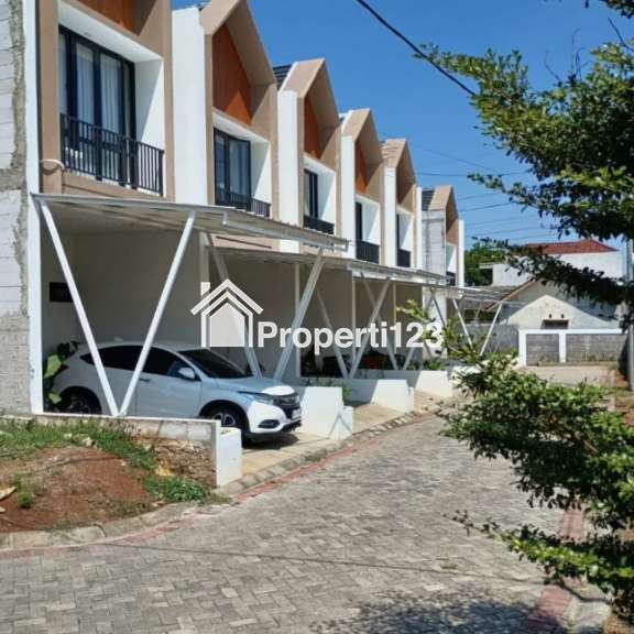 Kehangatan Rumah Bergaya Villa di Bandung dengan DP 29 Juta - 4