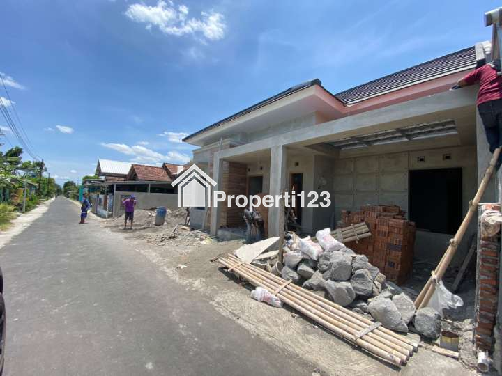 Jual Rumah Siap Huni Dalam Proses Bangun Type Luas 85/145m2 di Kalasan Jogja Siap KPR - 3