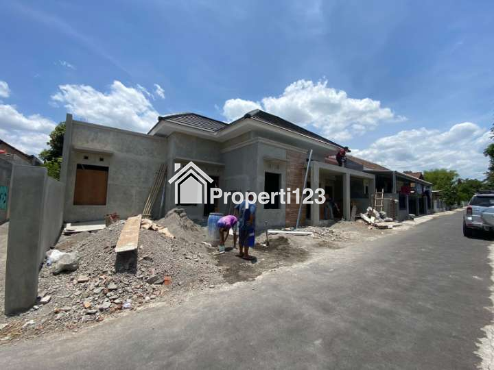 Jual Rumah Siap Huni Dalam Proses Bangun Type Luas 85/145m2 di Kalasan Jogja Siap KPR - 2