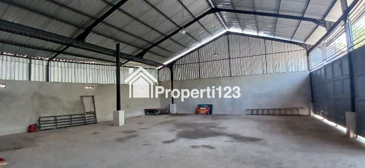 Disewakan Gudang 228 m2 jl Ida Bagus Mantra Ketewel Gianyar Bali - 3