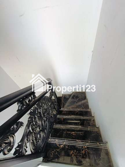 Dream House Premier Cimanggis Depok, 5 Menit Ke Mall Cibubur Junction - 3