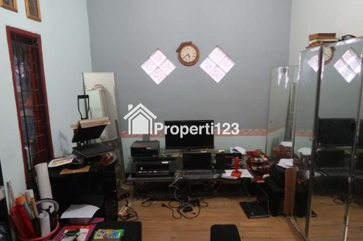 Rumah di Limo Depok - Harga Murah - 7