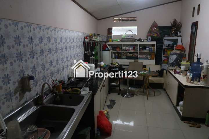 Rumah di Limo Depok - Harga Murah - 9