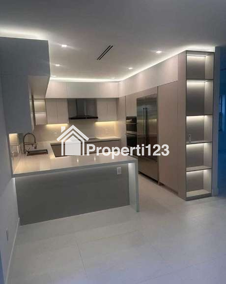 HUNIAN BERKELAS DI CEMARA SUITES - 8