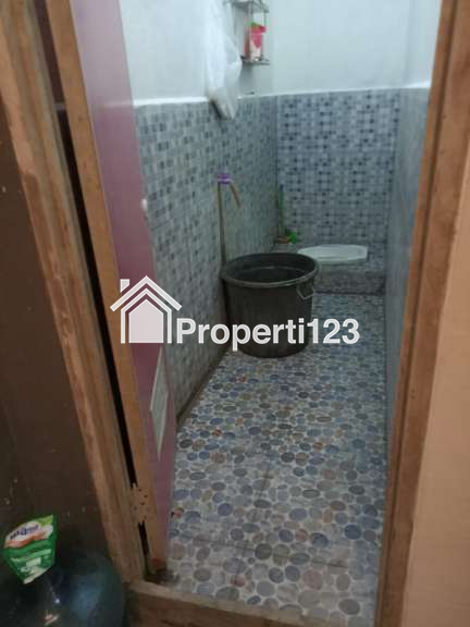 Rumah strategis di lamaran karawang - 2