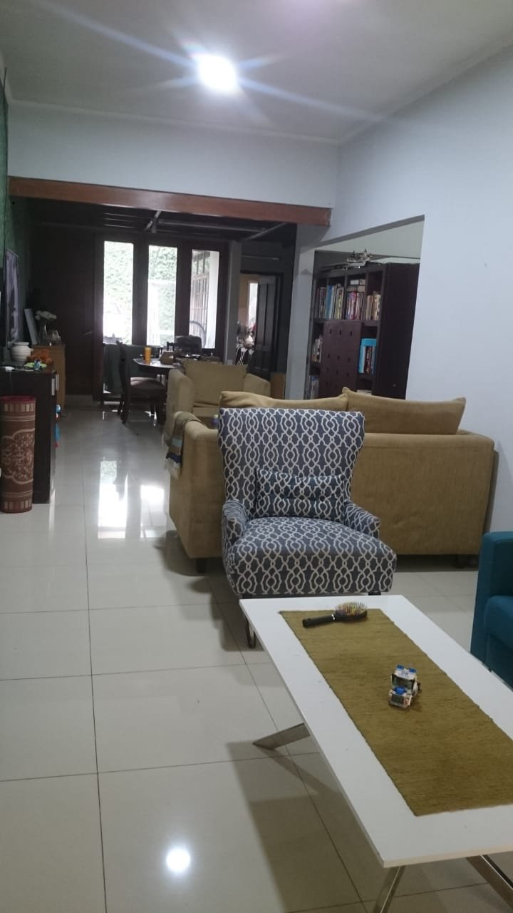 Dijual Rumah Nyaman Aman Dan Asri Di Buah Batu Kota Bandung - 9