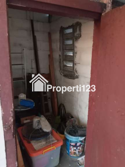 Rumah di Klender cocok untuk tempat tinggal dan usaha - 17