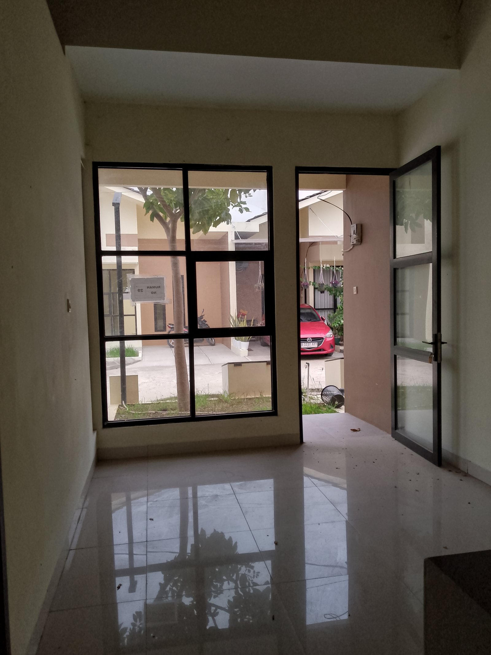 Rumah Dijual di Bekasi Dekat Tol, Cocok untuk Keluarga - 5
