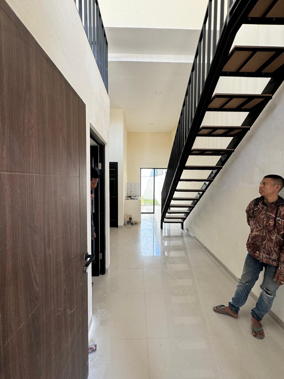 Dijual Rumah Mezanin Baru Gress Siap Huni Lokasi Medokan Ayu - 5