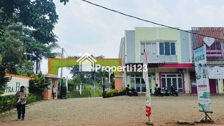 Ruko Di Perumahan Sentra Hills Regency Pinggir Jalan Parkiran Luas - 2