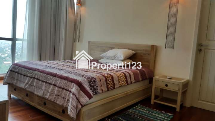 Apartemen Kemang Village Residence 2 Br Furnished Pet Friendly - 13