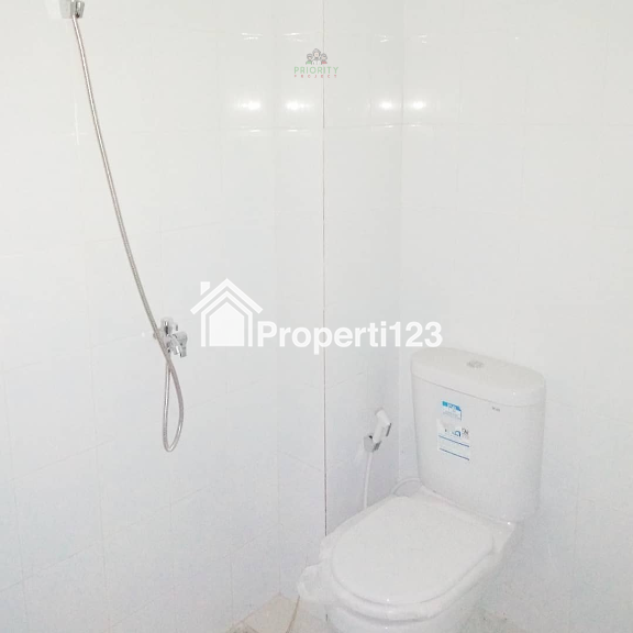 Rumah Minimalis Otentik di Cluster Monterosa - 2