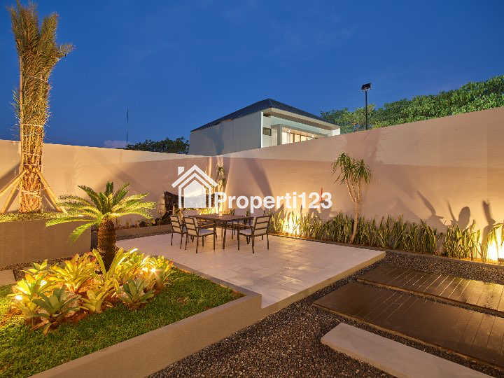 Rumah Mewah Tengah Kota Makassar - 8