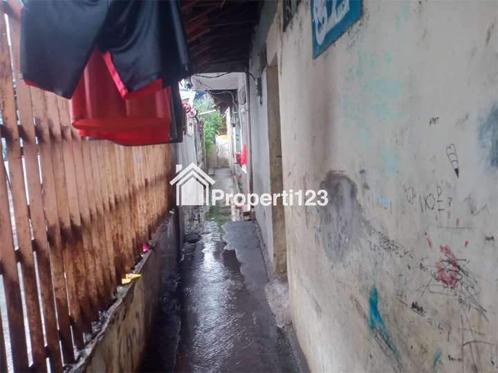 KOST 7 KAMAR PENUH TERISI  DEKAT STASIUN KERETA API TEBET JAKARTA SELATAN - 6