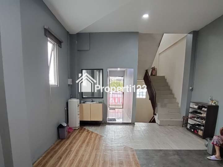 Dijual Ruko 4 Lantai Lokasi Strategis - 7