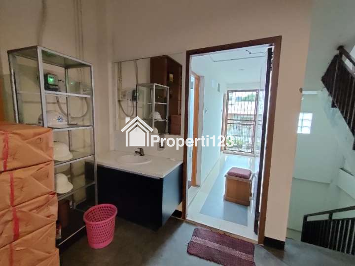 Dijual Ruko 4 Lantai Lokasi Strategis - 15