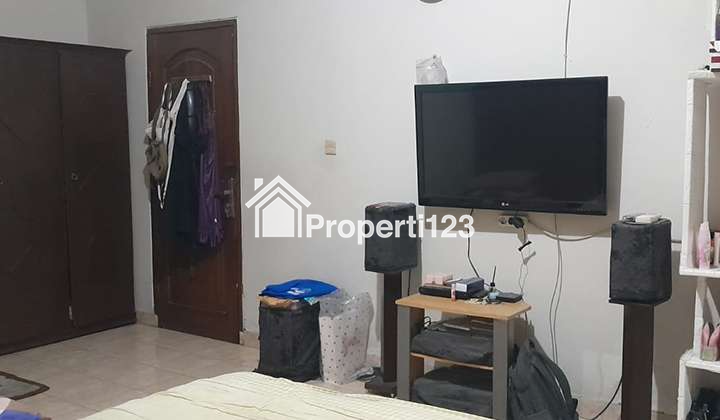 Jual Rumah di Pusat Kota Karawang Siap Huni, Lokasi Strategis! - 12