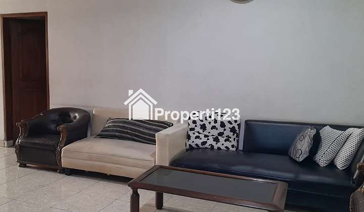 Jual Rumah di Pusat Kota Karawang Siap Huni, Lokasi Strategis! - 6