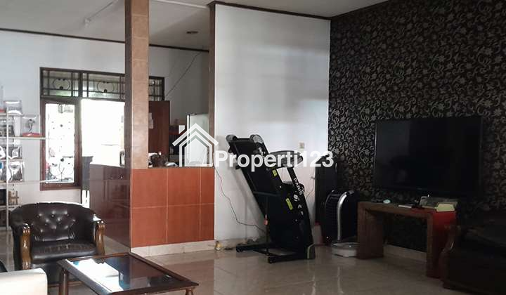 Jual Rumah di Pusat Kota Karawang Siap Huni, Lokasi Strategis! - 5