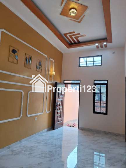 Rumah SEMI FURNISH 3 kamar full renovasi luas 72m siap huni - 4