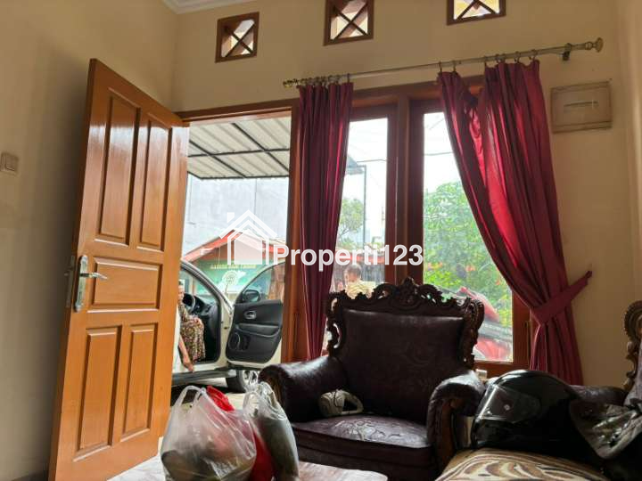 Jual rumah lantai 2 kebon jeruk jakarta bara - 2