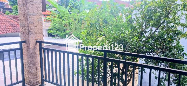 Disewakan Rumah 4 kamar tidur jl Kebo Iwa Padangsambian Denpasar Bali - 12