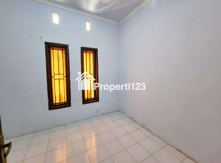 Jual Rumah 2 lantai Murah di Boyolangu Giri Banyuwangi - 4