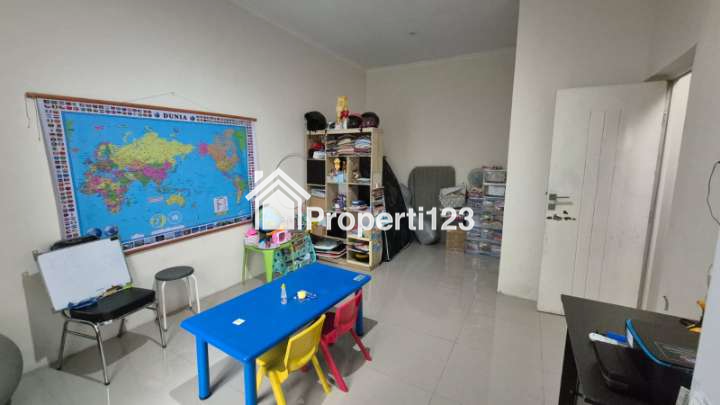 Rumah Palm Residence Green Tamansari Sememi Surabaya Barat Bangunan Siap Huni - 2