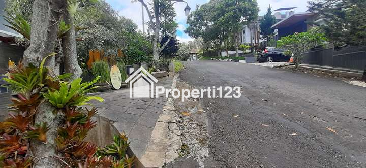 TANAH UNTUK RUMAH ATAU VILLA VIEW LEMBAH  DI RESORT DAGO PAKAR BANDUNG - 8