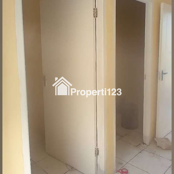 Dijual Rumah 2 Unit Gandeng Over Kredit Perum Mahkota Village,Cibitung - 4