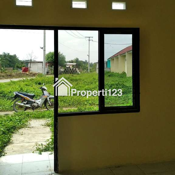 Dijual Rumah 2 Unit Gandeng Over Kredit Perum Mahkota Village,Cibitung - 6