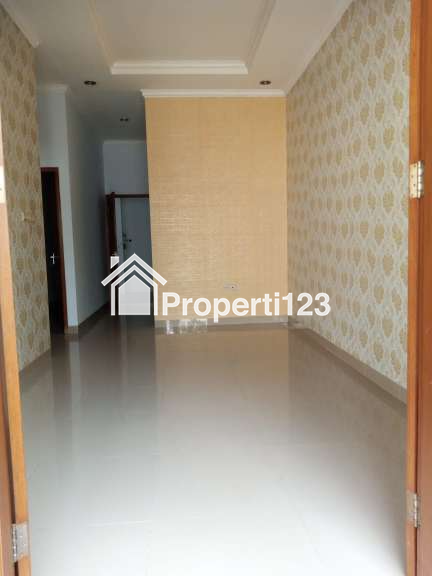 RUMAH DIKONTRAKKAN KAVLING UI TIMUR, TANAH BARU, BEJI, DEPOK - 5