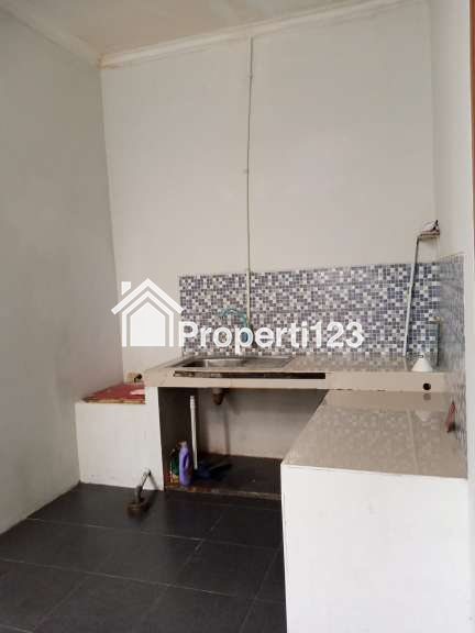 RUMAH DIKONTRAKKAN KAVLING UI TIMUR, TANAH BARU, BEJI, DEPOK - 13