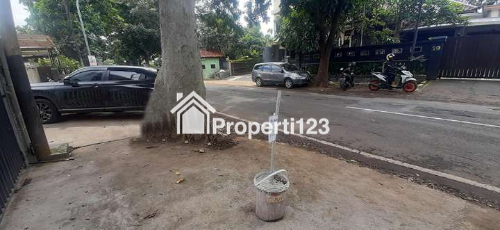 RUKO EKSLUSIF 3 LANTAI DI SAYAP JL.  RIAU-MARTADINATA BANDUNG - 13
